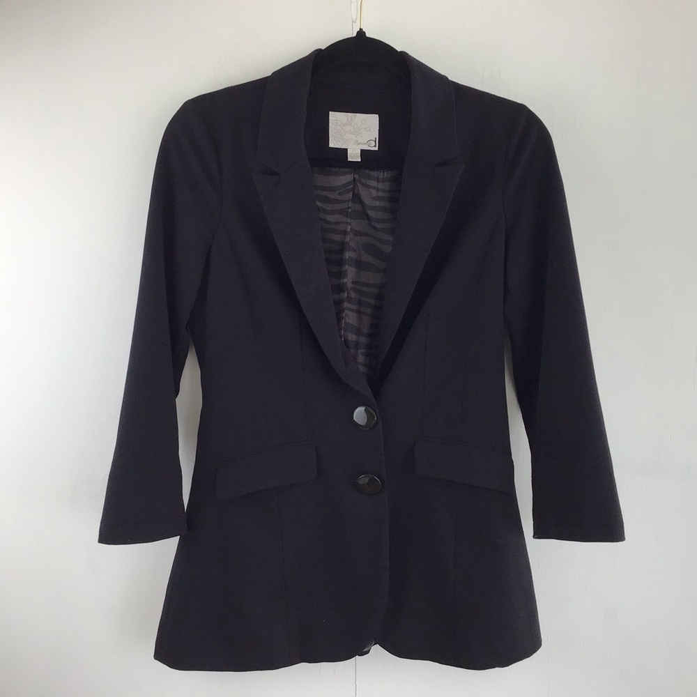 Dynamite two button tailored partially lined black blazer size s/p.